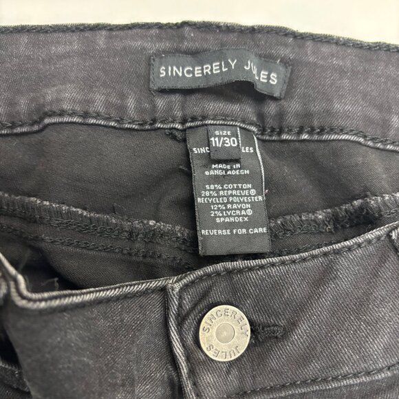 Sincerely Jules Raw Hem Straight Crop Women's size 11 Black Denim Jeans - Picture 3 of 3